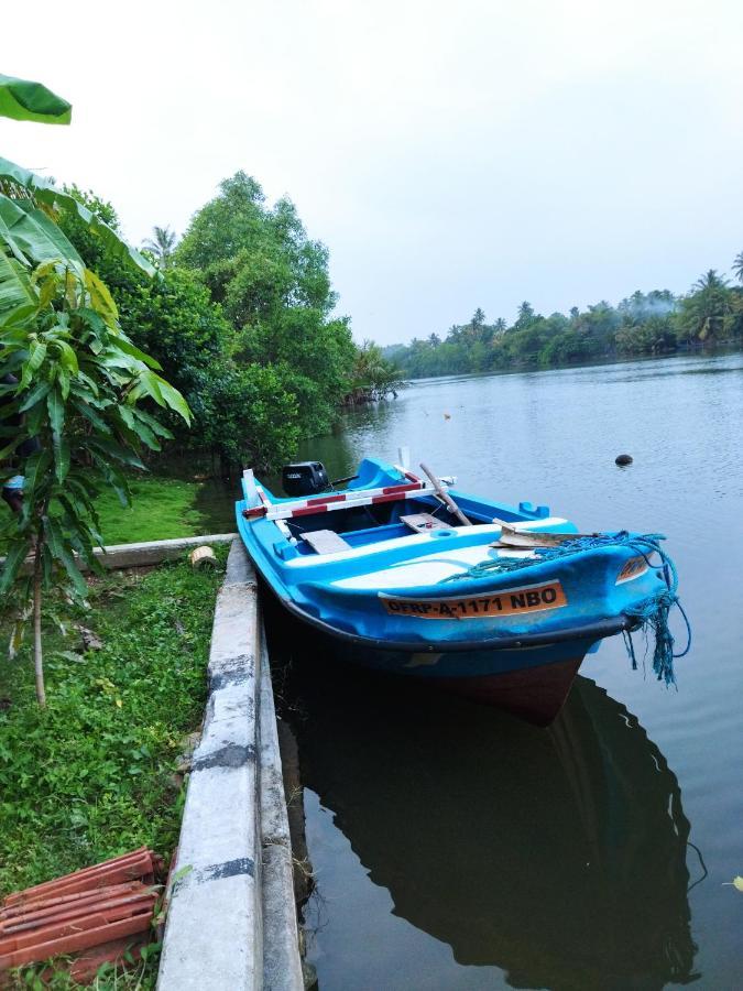 Kosi Giggles Resort Велигама Экстерьер фото