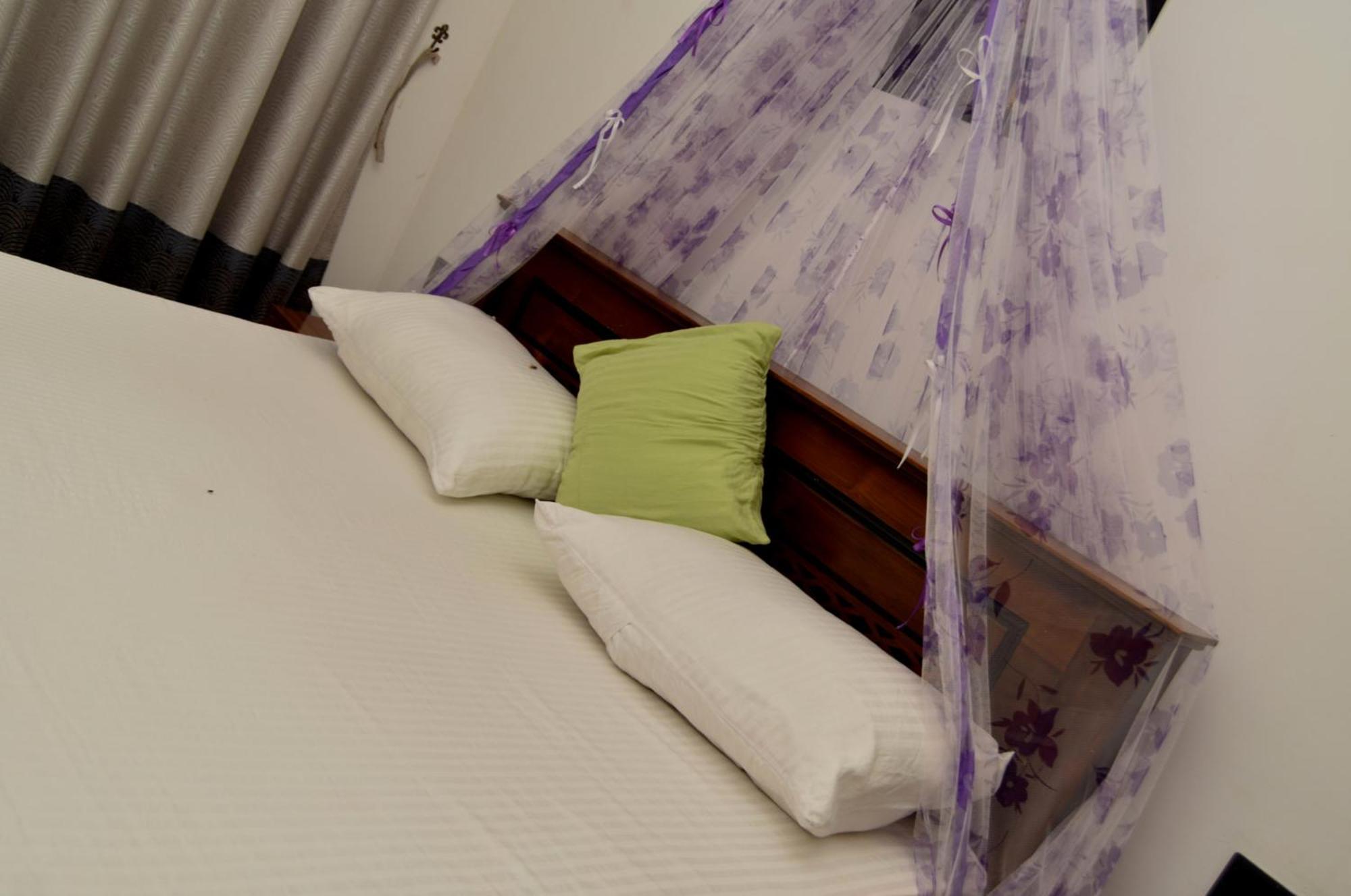 Kosi Giggles Resort Велигама Экстерьер фото